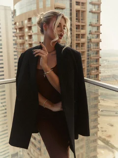 安纳亚 香港的应召女郎