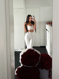 阿瓦 香港的应召女郎