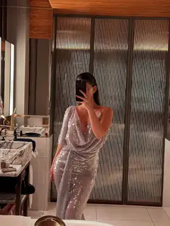 迪纳拉 香港的应召女郎