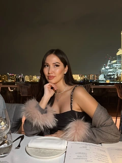 古尔济拉 香港的应召女郎
