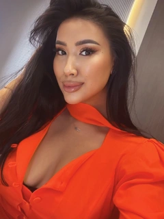 英迪拉 香港的应召女郎
