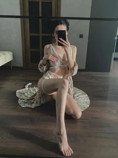 索菲亚 香港的应召女郎