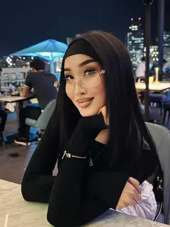 Zhanel 香港的应召女郎